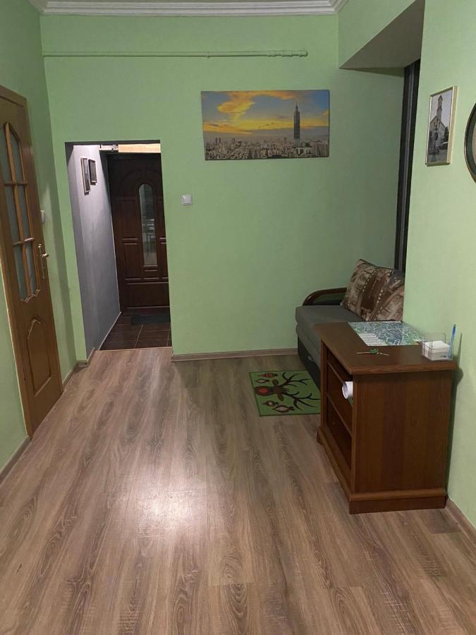 Apartment Cathedral Square Lviv Exteriör bild